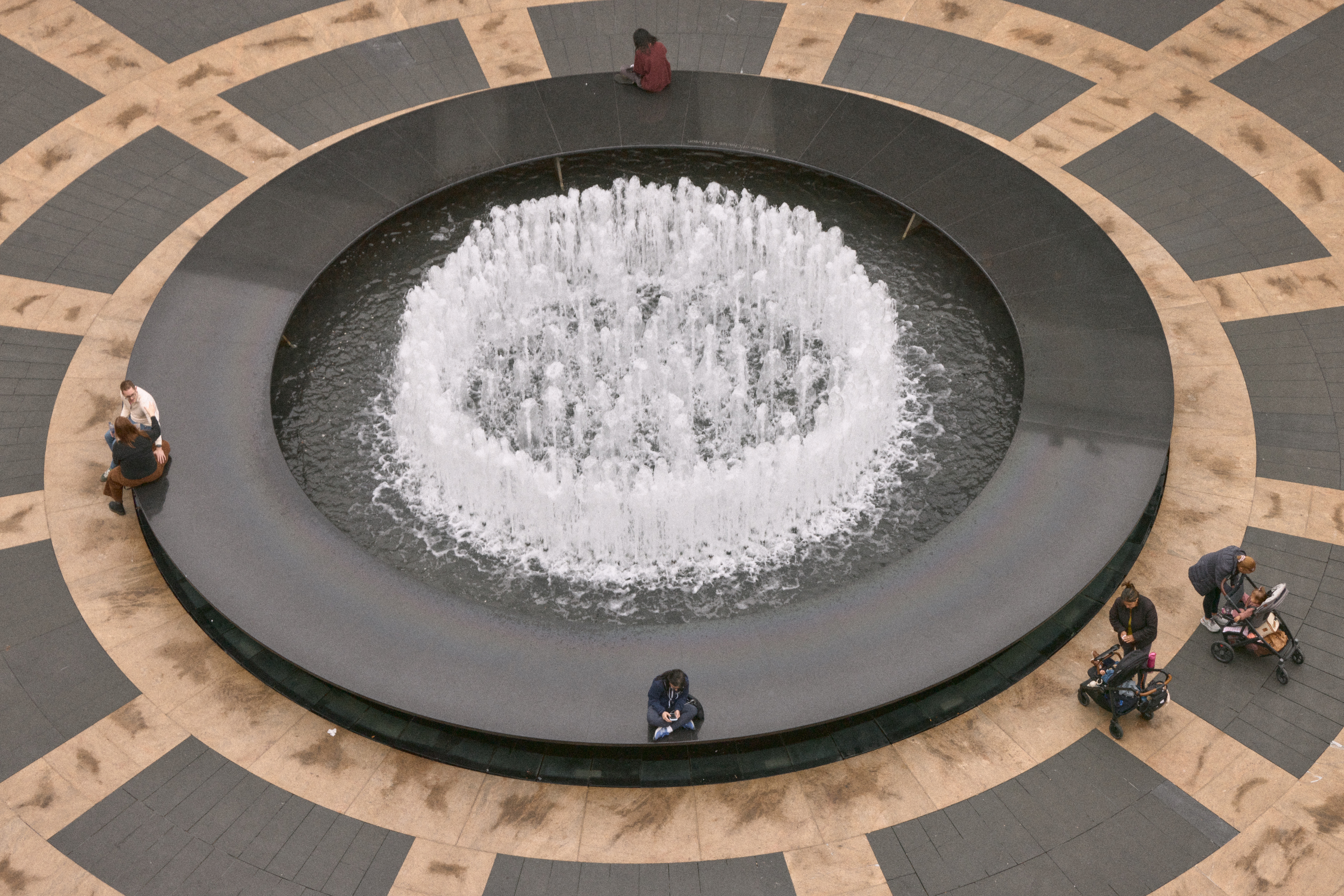 Inside the hidden chamber that controls Lincoln Center's magnificent fountain — Gothamist, Pearland Community news