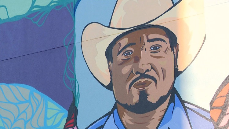 New mural honors Houston father killed by ICE agent as family continues push for answers — KHOU 11 (Houston), Pearland Arts news