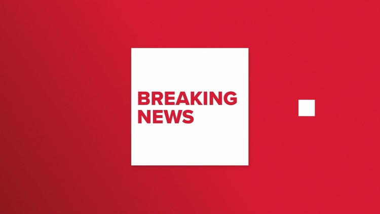 Overturned 18-wheeler blocks inbound lanes of East Freeway near Eastex Freeway | Alternate routes — KHOU 11 (Houston), Pearland Community news