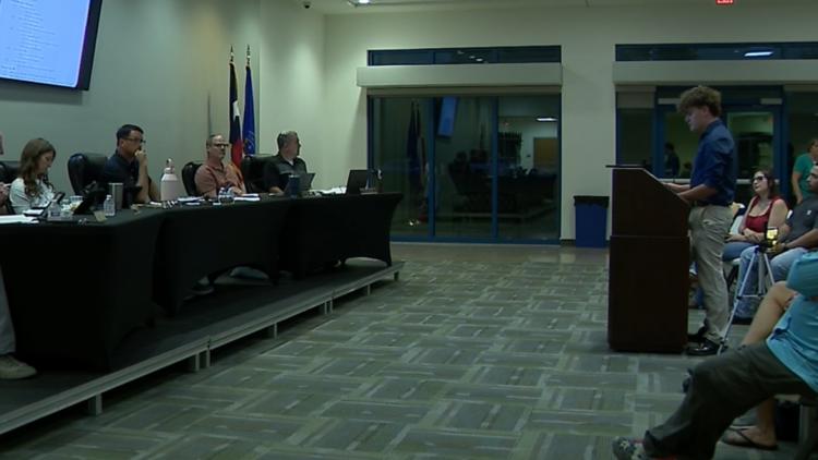 El Lago council decides against renewing Flock camera contract amid privacy concerns — KHOU 11 (Houston), Pearland Community news